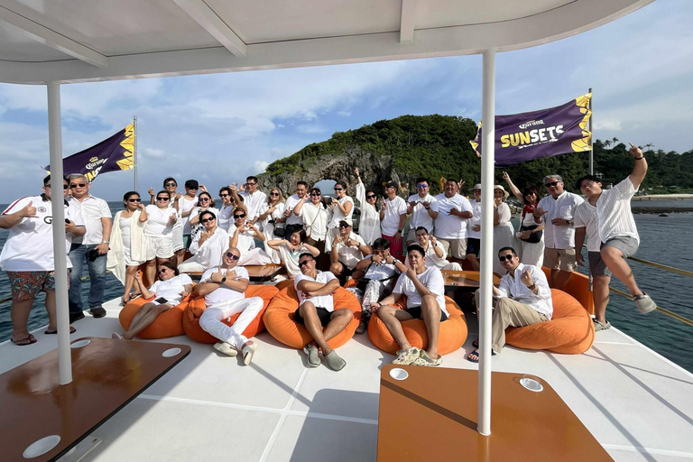 Epicka impreza na jachcie Boracay od SundancerEpicka impreza na jachcie w Boracay z Sundancer