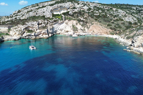 Cagliari: Catamaran Tour, Swimming, Snorkeling, & Prosecco Cagliari: Sailing Tour with Snorkeling and a Prosecco Toast