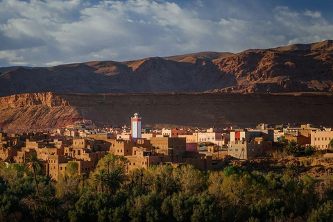 De Fez a Marrakech: Aventura de 3 días por el desierto del SaharaCampamento Estándar del Desierto