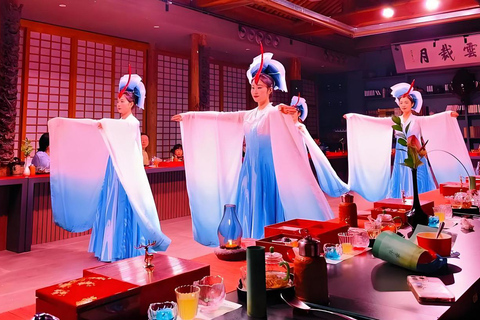 Beijing: Hefang Garden Dining Experience with Performance First Row（make a reservation at least 3 days in advance）