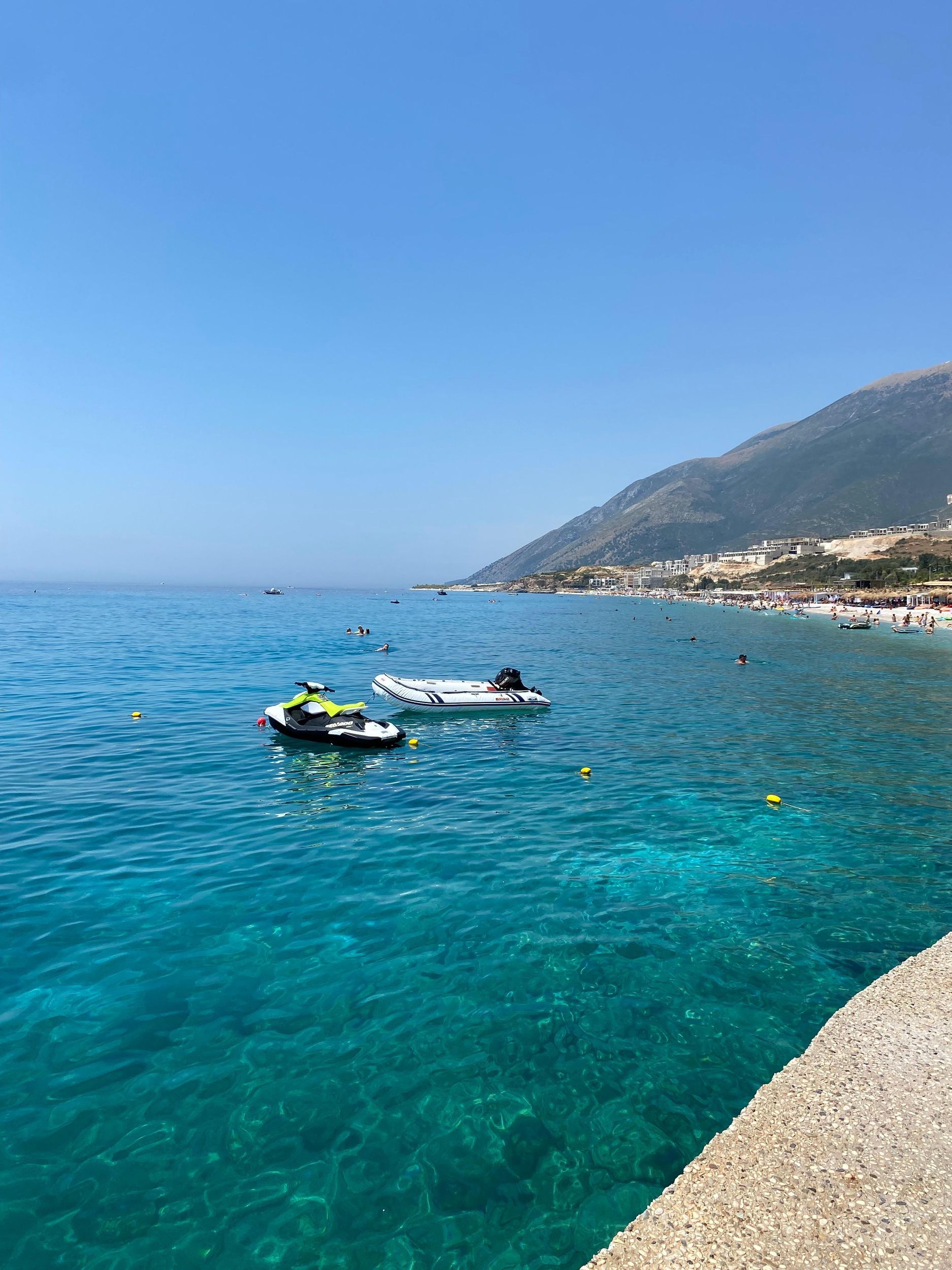 Vlora: Vom Labëria-Gebirge zur Albanischen Riviera