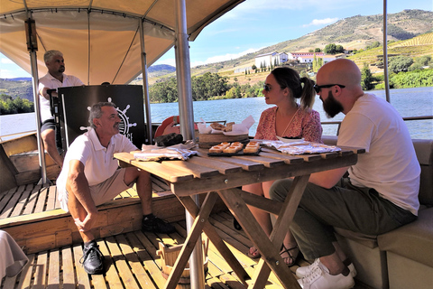 Porto: Private Tour durch das Douro-Tal mit Portweinverkostung und Mittagessen