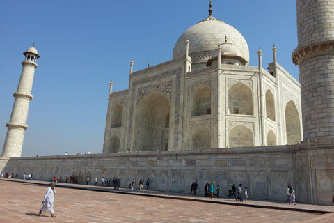 Tour Taj Mahal-Agra Fort &amp; Bazar con guida privata giapponeseTour guidato con macchina