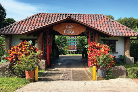 San José: Tour di Doka, del vulcano Poás e delle cascate di La Paz