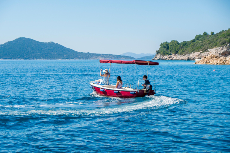 Dubrovnik: Retro Boat Rental with Snorkeling Gear 8 hour rent with pick up and drop off included