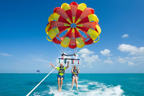 Zanzibar : Aventure en parachute ascensionnel et plongée en apnée avec déjeunerParachute ascensionnel et plongée en apnée