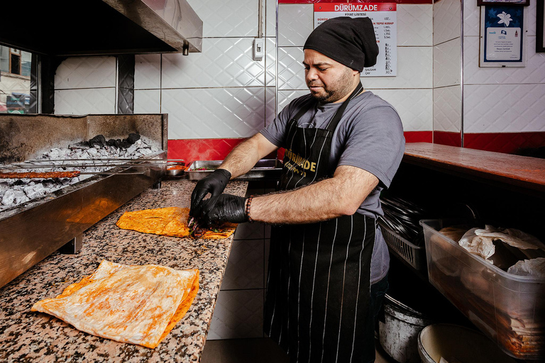Istanbul: Baklava Backstreets Food Tour with 12+ Tastings