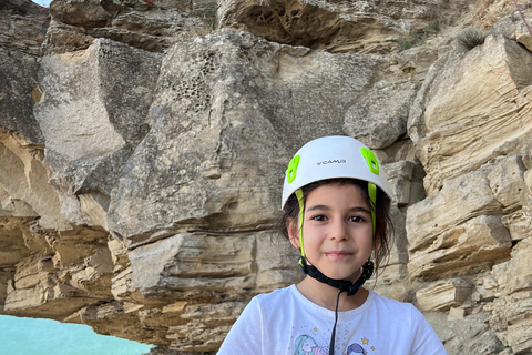 Baku: Rock Climbing Experience with Guide and Gear