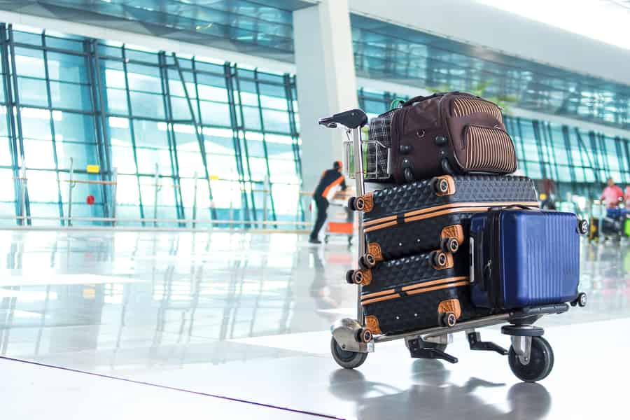 Flughafen Calgary: Gepäckaufbewahrung auf der Ankunftsebene. Foto: GetYourGuide