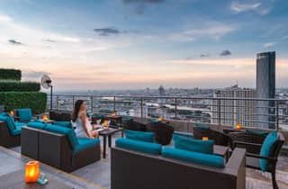 Bangkok: ThreeSixty Rooftop Bar im Millennium Hilton
