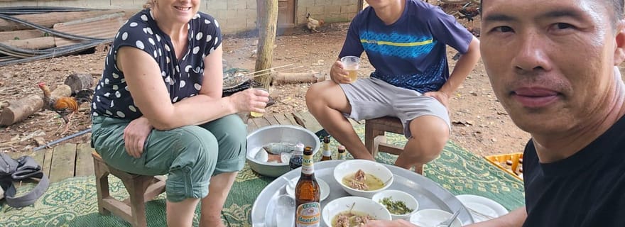 Luang Prabang : Journée de découverte d'un village et d'une ferme laotiens authentiques