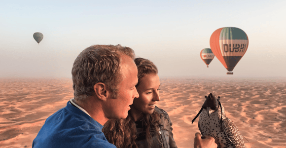 Dubai: Luxury Balloon Flight with Michelin-Curated Breakfast