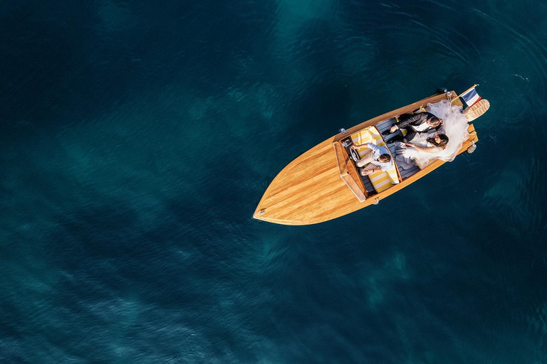 Marseille: 5-Hour Vintage Boat Tour for Couples