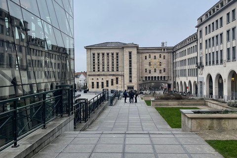 Brussels Private City Experience with Luxury Van
