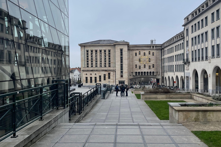 Brussels Private City Experience with Luxury Van