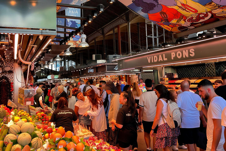 Barcelone : visite à pied de la Sagrada Família et du quartier gothiqueEnglish Guide