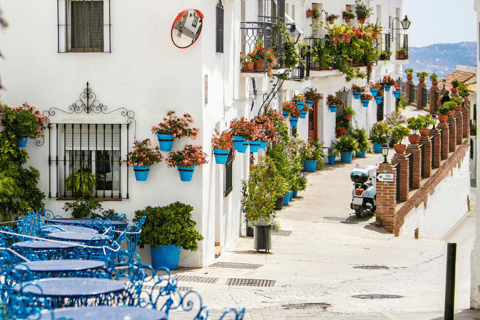 Mijas, Marbella, and Puerto Banús from the Costa del Sol Mijas, Marbella, and Puerto Banús from Benalmádena Costa- Bil Bil