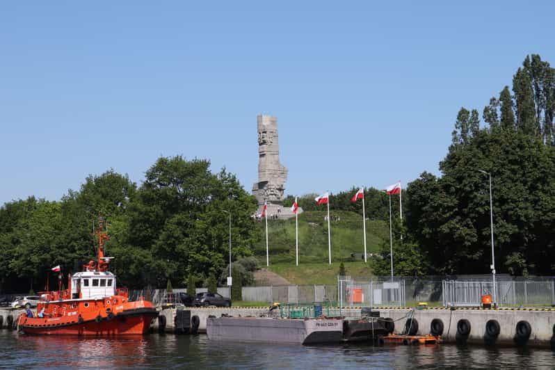 Rejs z Gdańska na Westerplatte – morska podróż przez historię