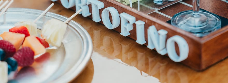 Portofino : excursion en bateau au coucher du soleil avec vin et fruits frais