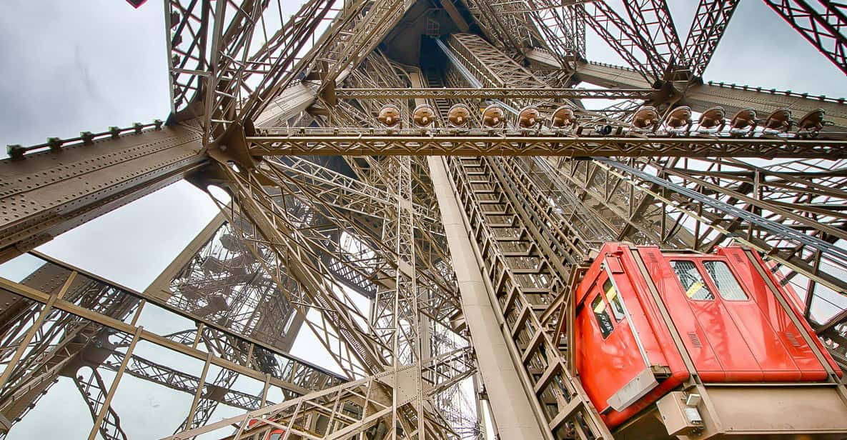 eiffel tower tour by elevator