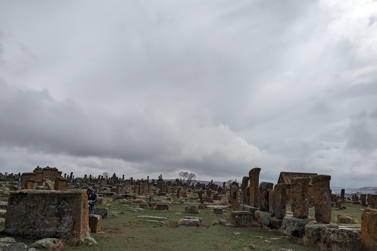 Essential Armenia Tour Geghard, Garni, Sevan, Hemlagad lunch