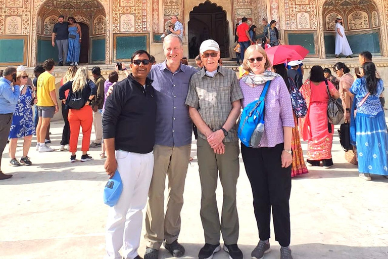 6-Day Golden Triangle Tour with Pushkar & Udaipur 6-Day Private Tour with 5*Hotels