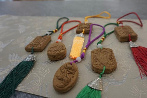 Shanghai: Hands-on Incense Tablet Making Class