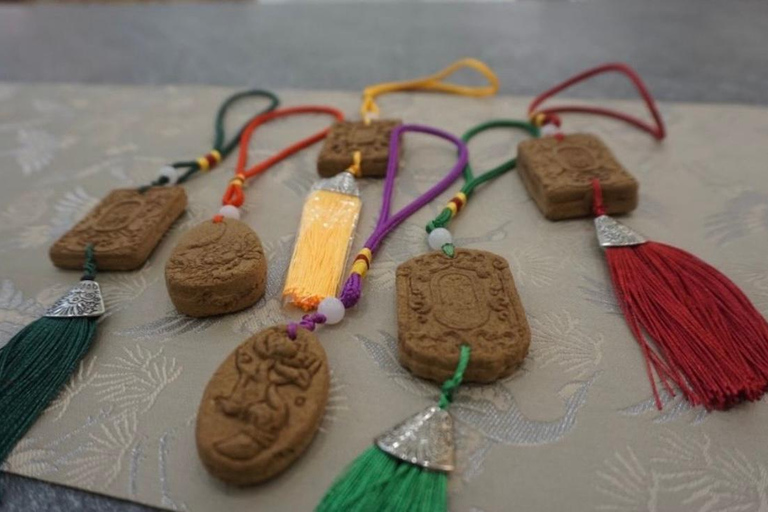 Shanghai: Hands-on Incense Tablet Making Class