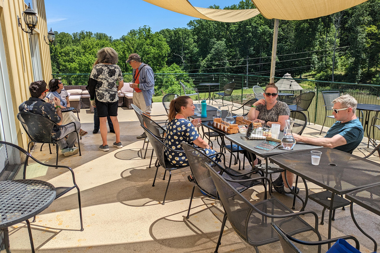 Visite en bus de vignobles depuis Metro DC - Visitez 3 vignobles en une journée !