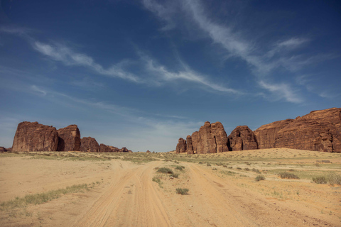 AlUla: Sharaan Platinum Lunch SafariAlUla: Sharaan Platinum Lunch Safari Shared Car