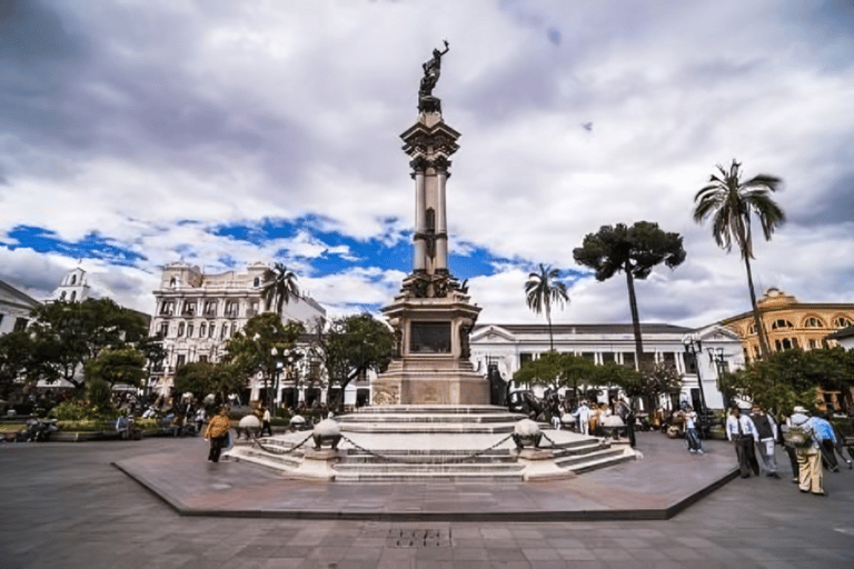 Quito : Must-see Sites Walking Tour With A Guide Quito : 2 Hours Must-see Sites Small Group Walking Tour