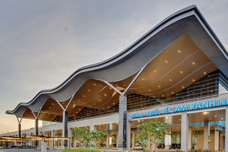 Fastrack at Cam Ranh ( CXR) International Airport (Option) Option SIM 4GB Only