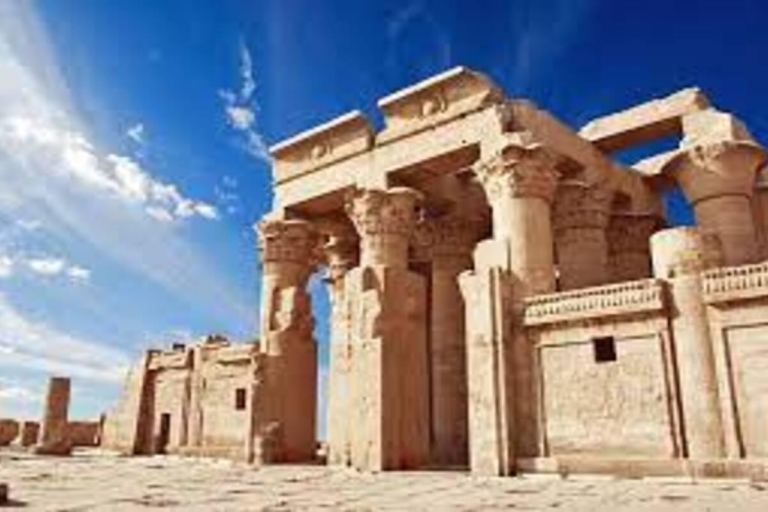 Package 15 Days 14 Nights to Pyramids, Luxur , Aswan & Oasis Standard Option