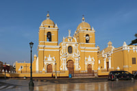 City Tour Trujillo | Panoramic Bus | - Housity