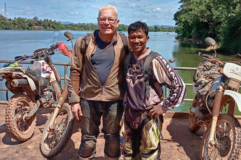 Aventura de 21 dias no Camboja de motocicleta