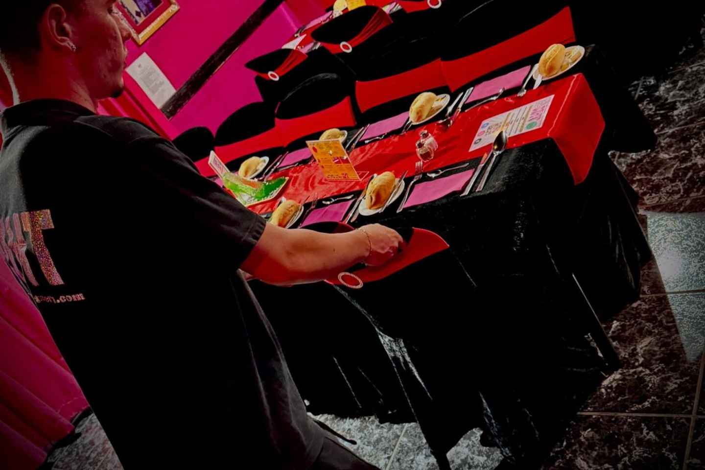 Lanzarote: MHT Comedy Drag Dinner Show