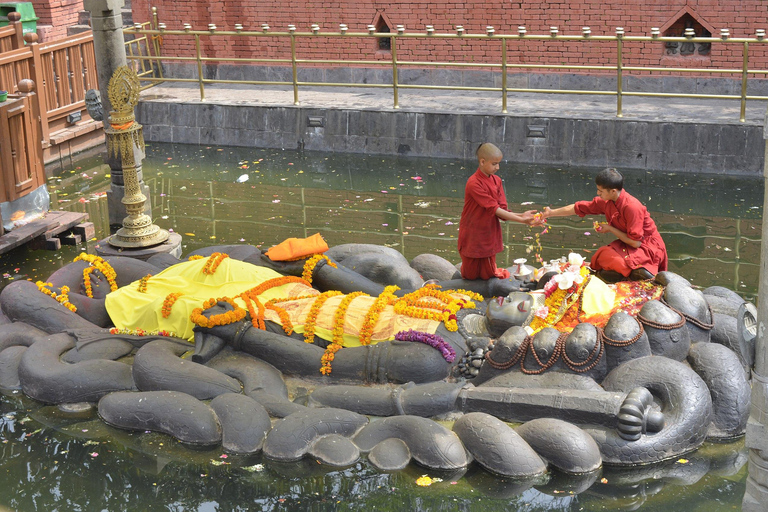 Katmandu : Oguidad dagsutflykt med turistbuss