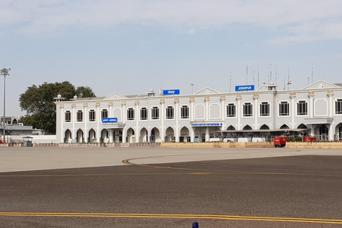 Traslado al aeropuerto de Jodhpur Premium: Cómodo y baratoTraslado al aeropuerto Desde: Ciudad De Jodhpur Al Aeropuerto De Jodhpur