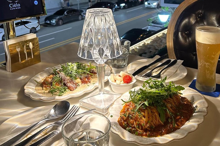 Busan: Excursão guiada de um dia com tema K-drama, café com animais de estimação e piqueniqueBusan: Excursão guiada de um dia com café para animais de estimação e piqueniqu