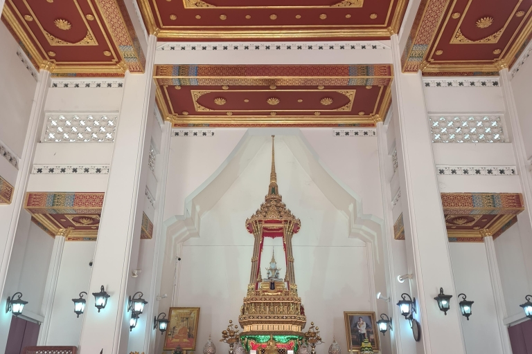 Specjalna wycieczka buddyjska z Golden Tringle