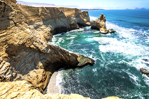FD: Ica, Paracas - Ballestas Islands - Huacachina Excursion