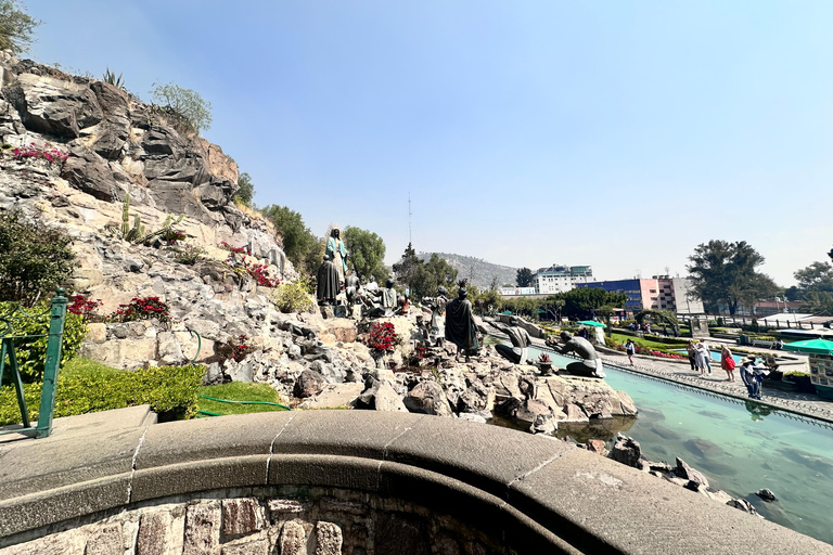 Le chemin sacré de la Vierge de Guadalupe : visite privée de la basilique.La Route Sacrée de la Vierge de Guadalupe : visite privée de la Basilique.