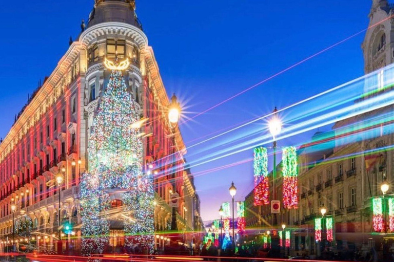 Madrid: Christmas Lights Private Tuk-Tuk Tour Madrid: Christmas Lights Private Tour / 45 Minutes