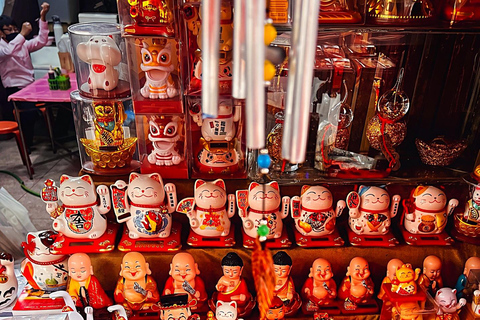 Small Group Bangkok Tour: Street Food, Markets and Temples