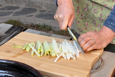 Seoul: Kimchi Cooking Class in Traditional Hanok House Kimchi Cooking Class in Traditional Hanok House