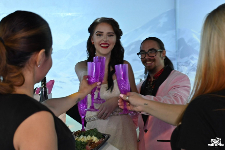 Las Vegas: Gothic Chapel Wedding with Photography Included Gothic Chapel Wedding with Professional Photography included