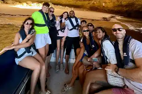 Private guided tour to Algarve,Benagil cave from Lisbon