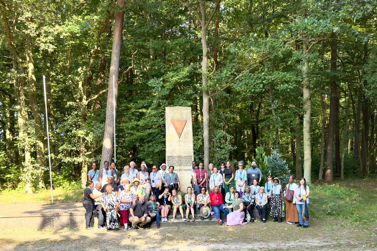 Berlin: Historical Tour along the Death March Path with Car