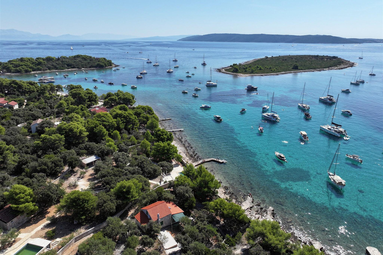Excursion sur trois îles avec boissons à Krknjaši Blue LagoonLagon bleu divisé