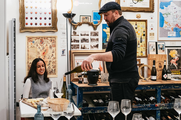 Paryż: Degustacja wina z 6 winami i deską serów